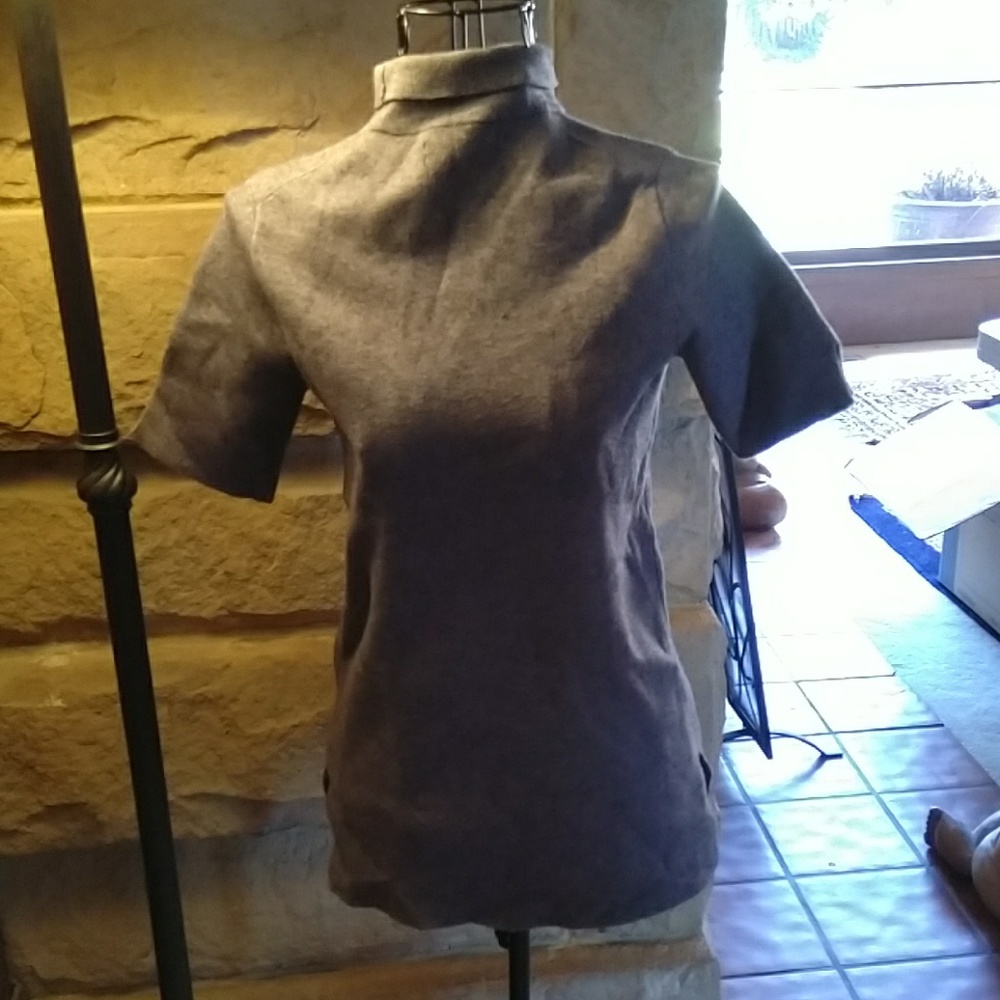 Turtleneck short sleeve sweater
